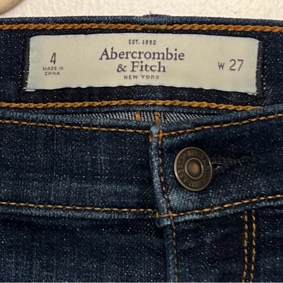 Abercrombie & Fitch Jean DenimShorts - Picture 2 of 5